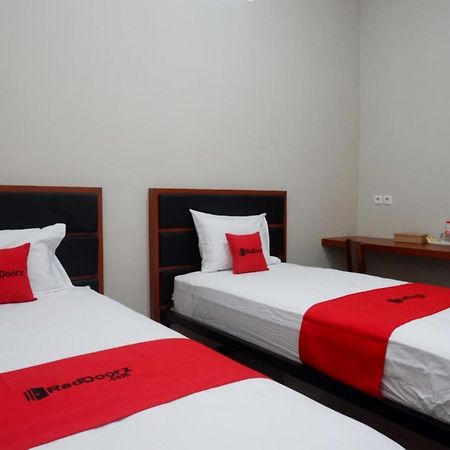 Reddoorz Near Kampus Ump Purwokerto 2 Hotel Sumbang Exterior foto