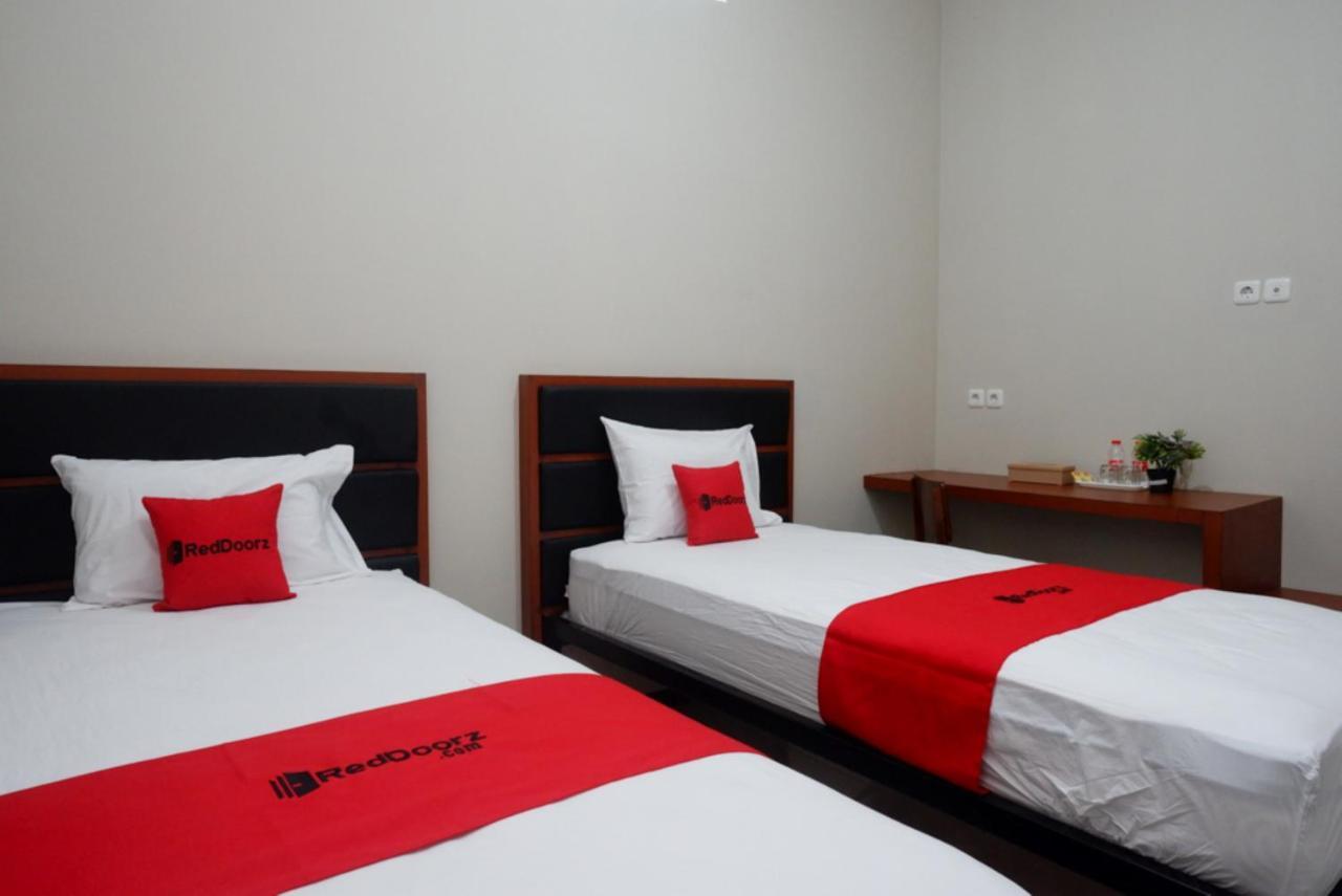 Reddoorz Near Kampus Ump Purwokerto 2 Hotel Sumbang Exterior foto
