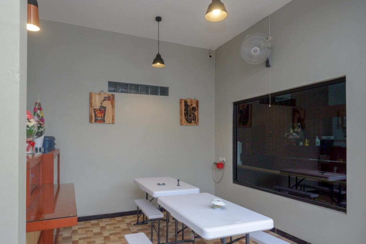 Reddoorz Near Kampus Ump Purwokerto 2 Hotel Sumbang Exterior foto